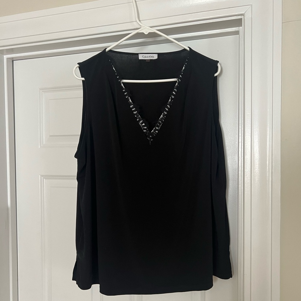 Black and white Calvin Klein blouse